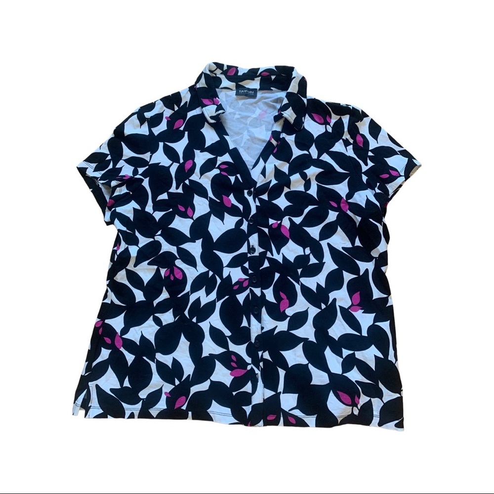 Size 16 button up T